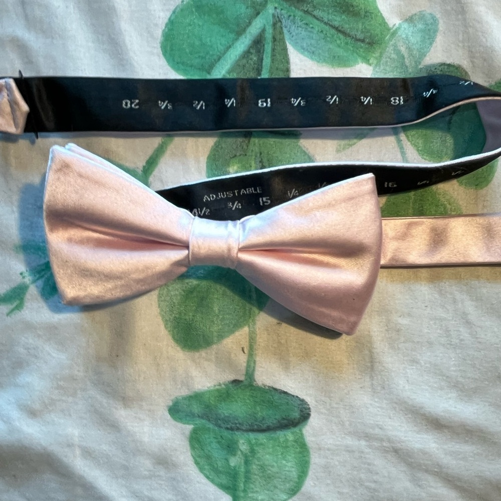 Apt. 9 Pink Satin Bow Tie OS Pre tied designer Neck Tie Suit Luxury Elegant - Picture 4 of 8